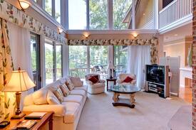 Kingsmill House | The 400 House at The Kingsmill Resort