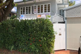Parramatta Park House | Rum Runner 1, private AC room, close to city.