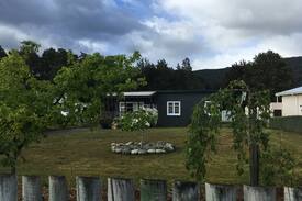Manapouri House | Alirra's View Manapouri