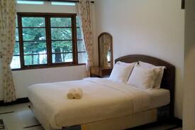 Pakem Villa | Villa Le Jardin Kaliurang (ENTIRE VILLA)