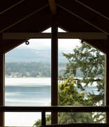 Denman Island House | The Fat Cat Inn