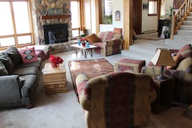 Paonia House | La Mesa Lodge~spectacular mountain views, vineyard