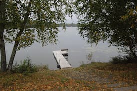 Pine River Cabin | Cousins Cabins 2 Bed Lakeside Cabin and Beach