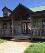 Springfield Cabin | Bourbon Trail, Executive Retreats, Family Reunions