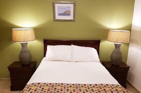 Westwind Bed & Breakfast | Golden Palm B & B Guinep Suite