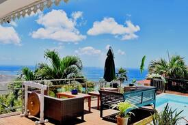 Bellevue Bed & Breakfast | La Villa Hibiscus