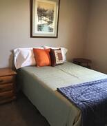 Avondale Apartment | The "Inn on Forest" Children's Hospital B7