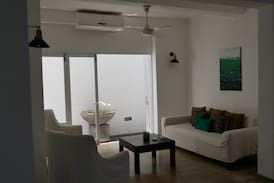 Wellawatte House | Furnished House on Short Term rent Colombo 6
