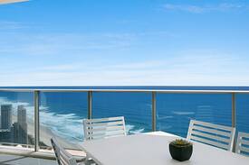 Surfers Paradise Apartment | ❤️4 bedroom sub Penthouse - 52 Levels above Hilton