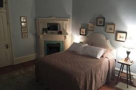 Natchez House | la perl - a traditional Bed-and-Breakfast.