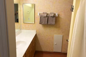 Somerton Apartment | Dove Villa Condominiums