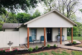 Llano House | Flag Creek Guest House