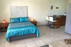 Jeffreys Bay Apartment | Jen's Place | Fully Equipped Flat | Jeffreys Bay