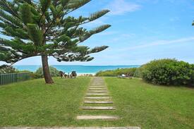 Callala Beach Cabin | Barefoot at Callala Beach - Beachfront luxury