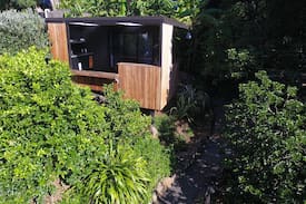 Piha Cabin | Piha Hut
