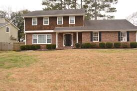 Tucker House | Cozy Home tucked away in Tucker