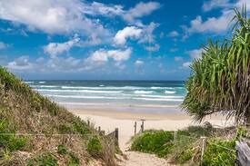 Suffolk Park House | TALLOW BEACH HOUSES - Songbird #1