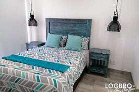 Illovo Beach Apartment | Logbro by the sea