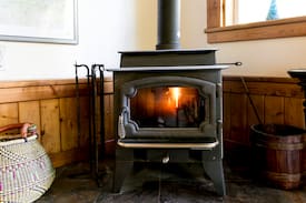 Quilcene Cabin | Sunrise Cottage at Lake Leland
