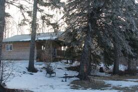 Christopher Lake Cabin | JEWEL OF THE NORTH CABIN 4 COOKIES