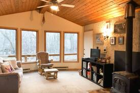 Arnes Cabin | MOONRISE KINGDOM, ENCHANTING COTTAGE NEAR THE LAKE