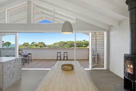 Point Lonsdale House | Bombora House- Beach Front- Pt Lonsdale