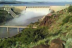 Gariepdam Apartment | Gariep.Poplar Chalet Self Catering Kudu 2