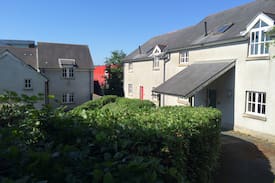 Pembroke House | Llanion Cove Lodges. Drake House.