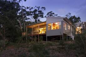 Dennes Point Cabin | Bruny Island Breakaway