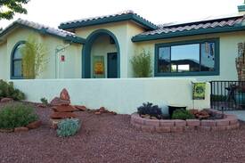 Oak Creek House | Sweet Sedona Sunshine in the Village of Oak Creek