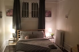 Golden Triangle House | The Golden Triangle (pink sheep room)