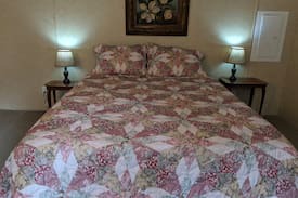 Natchitoches House | Private Country Cabin in Gorgeous Sibley Lake Area