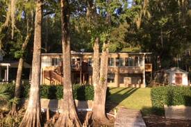 Chiefland House | The Riverfront Otter House