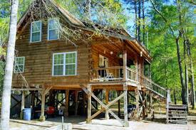 Claxton Cabin | The Log Cabin on the Canoochee River