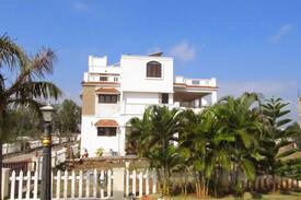 Vadanemelli House | Eco-friendly ECR backwater retreat near surfing