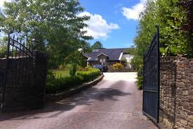 Baltinglass House | Individual room/rooms in cottage or entire house