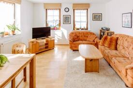 Eggolsheim Apartment | Geräumige Ferienwohnung - Nähe Forchheim