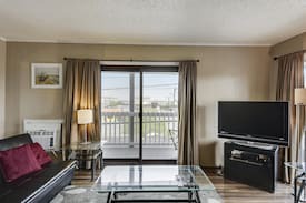 Midtown Ocean City Apartment | Seaway 19 - Mid-Town OC, Short Walk to the Beach!