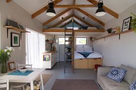 Hokitika House | Tiny Home by the Sea
