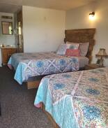Summersville Hotel | Rusty Gate Inn #6