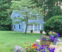 Milton House | Charming Carriage House in Milton