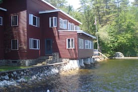 Bridgton Cabin | Christmas Tree Inn