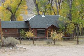 Laramie Cabin | Woods Landing River Guest House