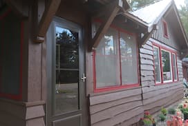 Ray Brook House | Dukes Cabin free Wifi/Lake placid 5 minutes away!