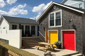 Kure Beach Cabin | 3 Sisters Cottage+Loft: Ocean View, Steps to Beach