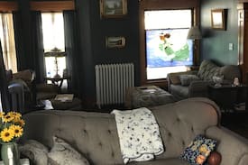 Cassopolis House | Mrs Kelly’s B&B Charming Victorian House
