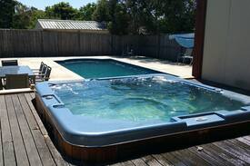Cowes Villa | The `Island Entertainer' pool, spa, deck, beach