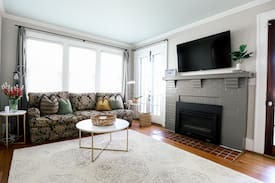 Greensboro House | Holliday House - A Charming Sunset Hills Bungalow
