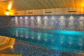 Borne Villa | Wellness badhuis in hartje Borne.