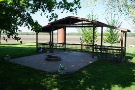 Perry House | Sunset View Ranch 5-Bedroom House